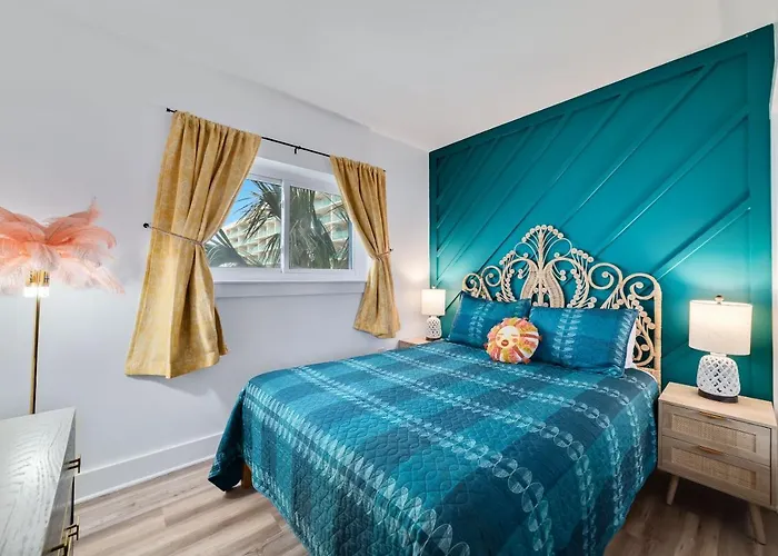 Please 2 Bedroom 2 Bath Sleeps 6 Gulf Shores